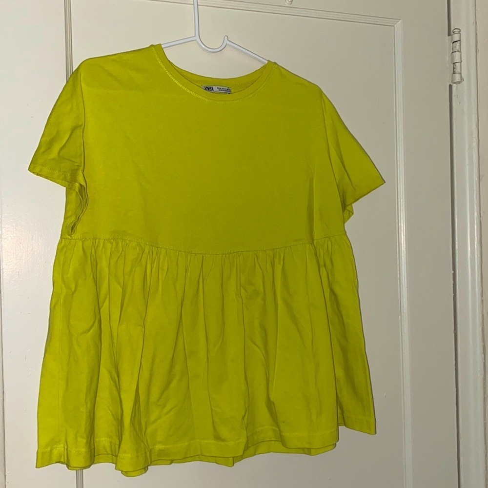 Zara lime green top size: M
